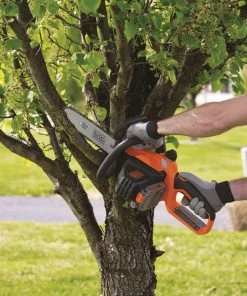BLACK+DECKER Chainsaws & Pole Saws 20-Volt Max 10-in Cordless Electric Chainsaw (Battery Included) -Outdoor Tools Online Shop 04963136
