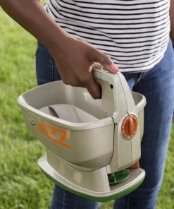 Scotts Spreaders & Sprayers Wizz 6.25-lb Broadcast Hand Spreader -Outdoor Tools Online Shop 05413041