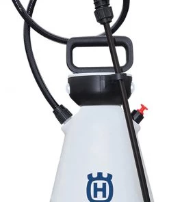 Husqvarna Spreaders & Sprayers 2-Gallon Plastic Handheld Sprayer
