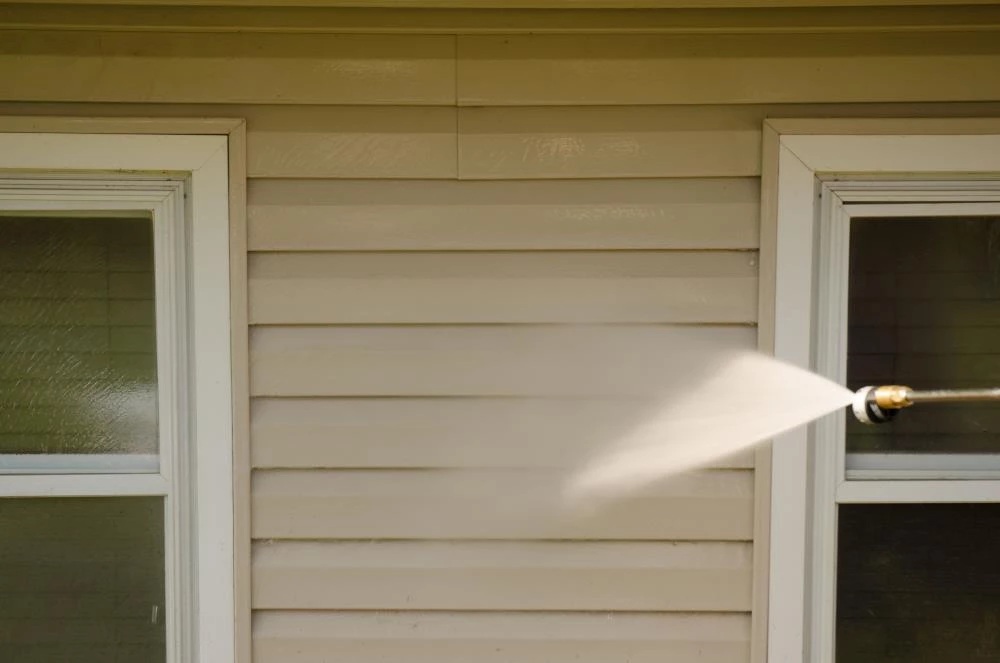 Krud Kutter Pressure Washers 128-oz House and Siding Pressure Washer Cleaner 4 Krud Kutter Pressure Washers 128-oz House and Siding Pressure Washer Cleaner - Image 4