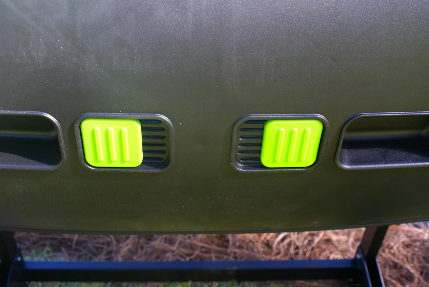 RSI Composters & Accessories 65 Plastic Tumbler Composter 4 RSI Composters & Accessories 65 Plastic Tumbler Composter - Image 4