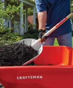 CRAFTSMAN Lawn & Garden Hand Tools 28-in Wood D-Handle Scoop -Outdoor Tools Online Shop 10163669 scaled