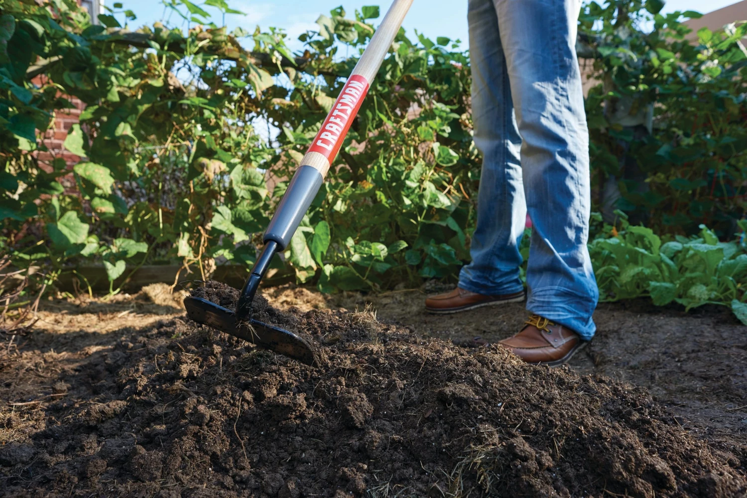 CRAFTSMAN Lawn & Garden Hand Tools 54-in Wood-Handle Garden Hoe 2 CRAFTSMAN Lawn & Garden Hand Tools 54-in Wood-Handle Garden Hoe - Image 2