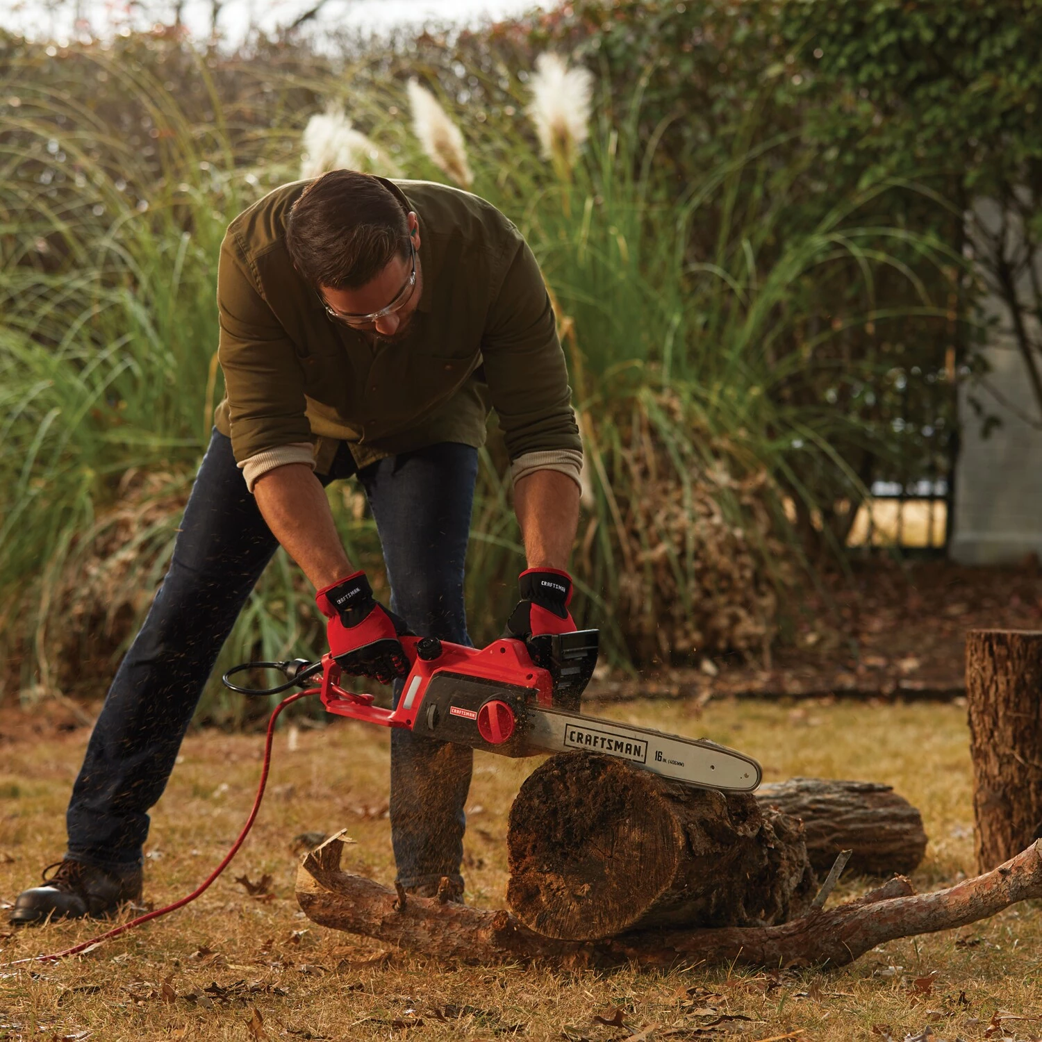 CRAFTSMAN Chainsaws & Pole Saws 12 Amps 16-in Corded Electric Chainsaw 5 CRAFTSMAN Chainsaws & Pole Saws 12 Amps 16-in Corded Electric Chainsaw - Image 5