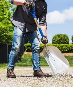 Kobalt Lawn & Garden Hand Tools 30-in Wood D-Handle Scoop -Outdoor Tools Online Shop 10881161