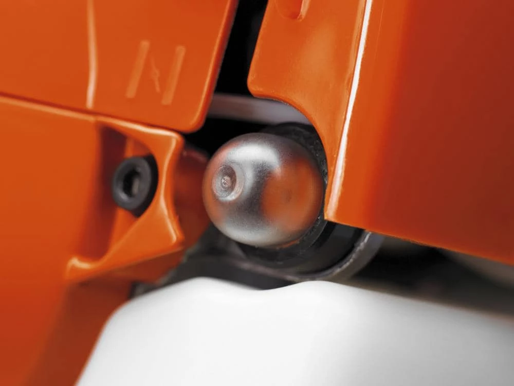 Husqvarna Trimmers & Edgers 128LD 28-cc 2-Cycle 17-in Straight Shaft Gas String Trimmer with Attachment Capable 5 Husqvarna Trimmers & Edgers 128LD 28-cc 2-Cycle 17-in Straight Shaft Gas String Trimmer with Attachment Capable - Image 5