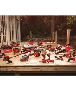 CRAFTSMAN Chainsaws & Pole Saws V20 20-volt Max 12-in Cordless Electric Chainsaw 4 Ah (Battery & Charger Included) -Outdoor Tools Online Shop 15244396