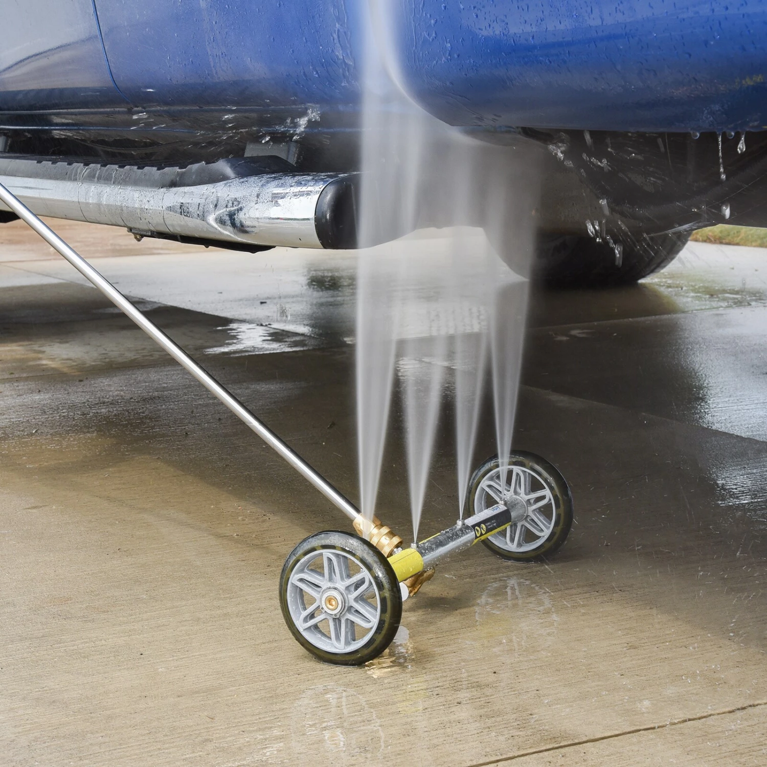 SurfaceMaxx Pro 14-in 3300 PSI Scrubbing Broom for Gas and Electric Pressure Washers 9 SurfaceMaxx Pro 14-in 3300 PSI Scrubbing Broom for Gas and Electric Pressure Washers - Image 9